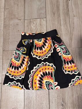 Max&Co Black Midi Skirt with Colorful Fan Print